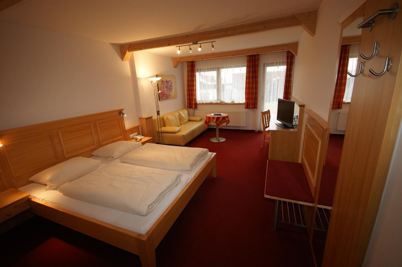 Hotel Beinbauer Büchlberg Eksteriør bilde